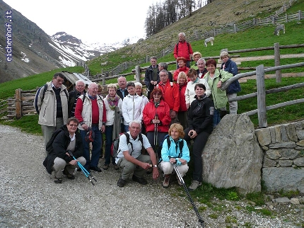 http://www.eichenhof.it/bildergalerie/cache/vs_Wanderungen%202013%20escursioni_019.jpg