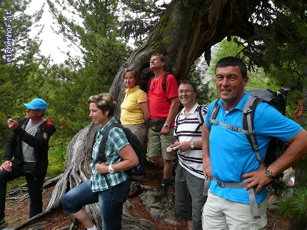 http://www.eichenhof.it/bildergalerie/cache/vs_Wanderungen%202013%20escursioni_P1040184.jpg