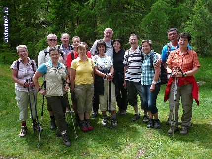 http://www.eichenhof.it/bildergalerie/cache/vs_Wanderungen%202013%20escursioni_P1040187.jpg