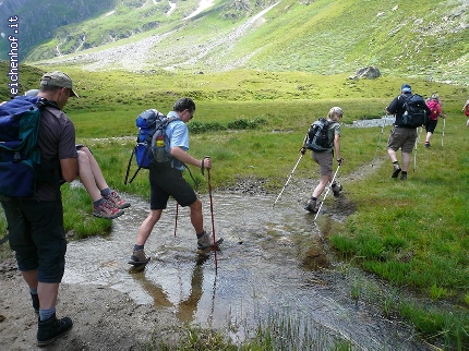 http://www.eichenhof.it/bildergalerie/cache/vs_Wanderungen%202013%20escursioni_P1040270.jpg