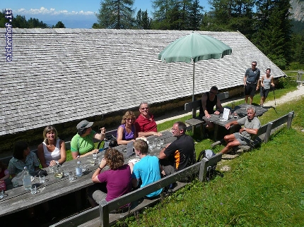 http://www.eichenhof.it/bildergalerie/cache/vs_Wanderungen%202013%20escursioni_P1040282.jpg