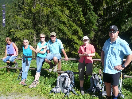 http://www.eichenhof.it/bildergalerie/cache/vs_Wanderungen%202013%20escursioni_P1040312.jpg