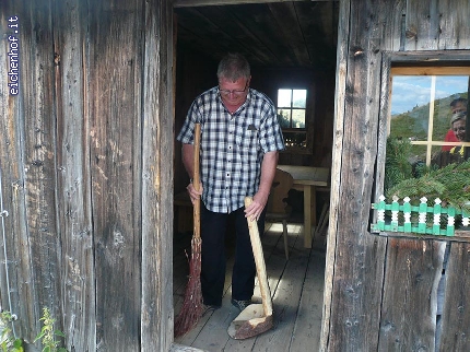 http://www.eichenhof.it/bildergalerie/cache/vs_Wanderungen%202013%20escursioni_P1040334.jpg