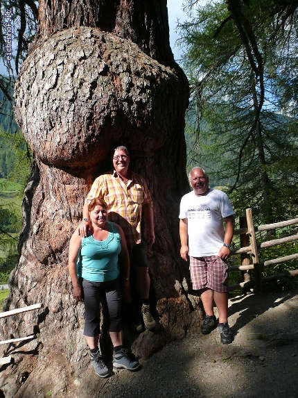 http://www.eichenhof.it/bildergalerie/cache/vs_Wanderungen%202013%20escursioni_Wanderung-2013-014.jpg