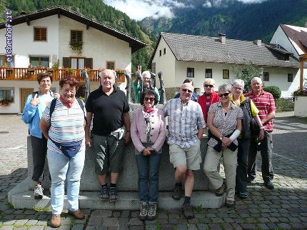 http://www.eichenhof.it/bildergalerie/cache/vs_Wanderungen%202013%20escursioni_Wanderung-2013-017.jpg