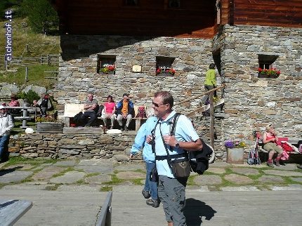 http://www.eichenhof.it/bildergalerie/cache/vs_Wanderungen%202013%20escursioni_Wanderung-2013-032.jpg