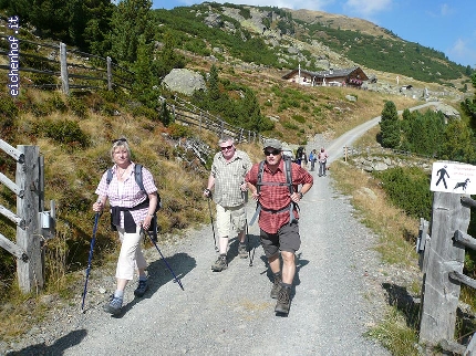 http://www.eichenhof.it/bildergalerie/cache/vs_Wanderungen%202013%20escursioni_Wanderung-2013-042.jpg