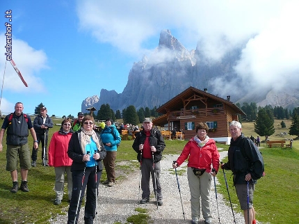 http://www.eichenhof.it/bildergalerie/cache/vs_Wanderungen%202013%20escursioni_Wanderung-2013-050.jpg